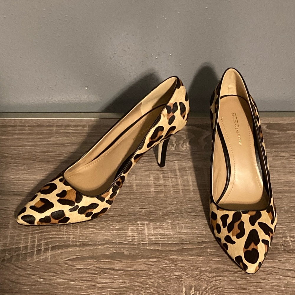 BCBGeneration Leopard heels Sz 9 1/2